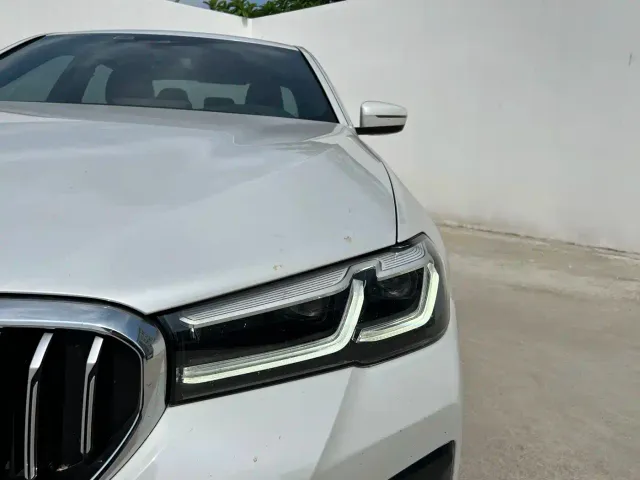 BMW 5 Series — Фото автомобиля 13