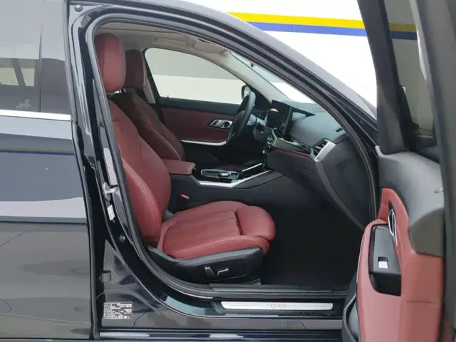 BMW i3 — Фото автомобиля 8