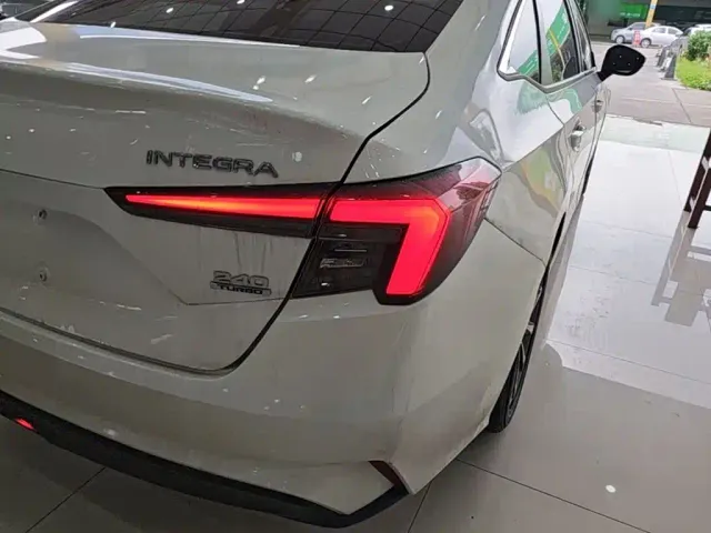 Honda Integra — Фото автомобиля 7