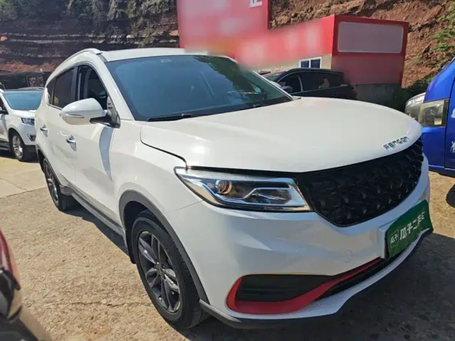 DFSK Fengguang 580 — Фото автомобиля 3