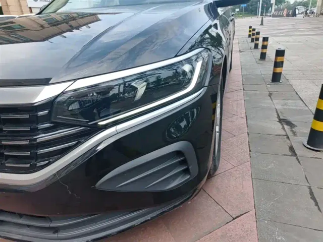 Volkswagen Passat — Фото автомобиля 23