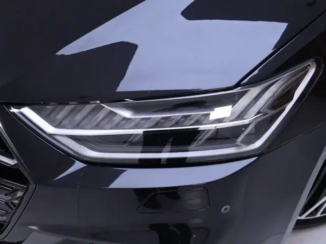 Audi Audi A7L 2024 45 TFSI quattro Black Warrior Edition — Фото автомобиля 4