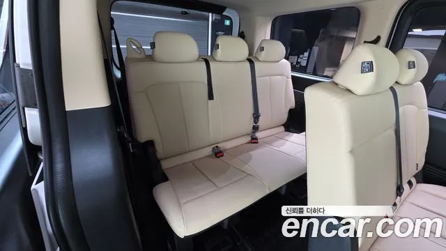 Hyundai Staria — Фото автомобиля 24