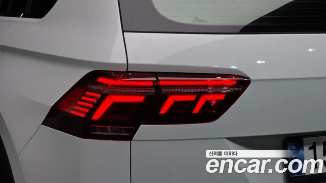 Volkswagen Tiguan Tiguan 2 поколение 2.0 TDI 4Motion Prestige — Фото автомобиля 23