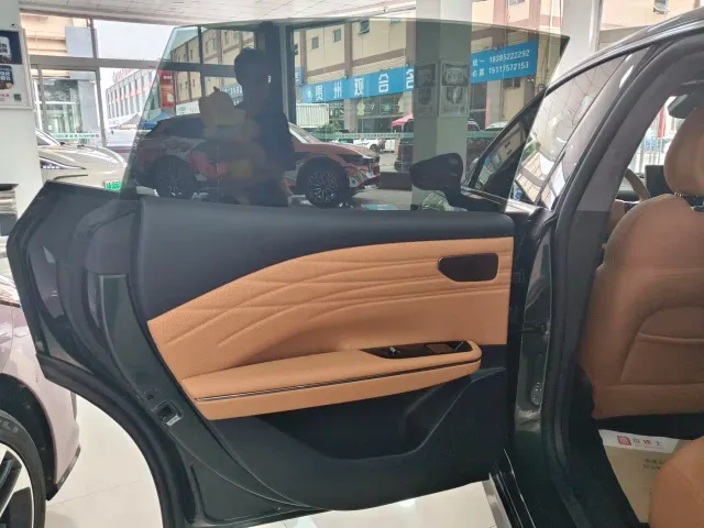 Geely Galaxy Xingyao 8 — Фото автомобиля 10