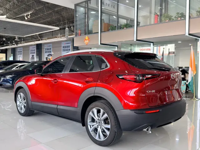 Mazda CX-30 — Фото автомобиля 15