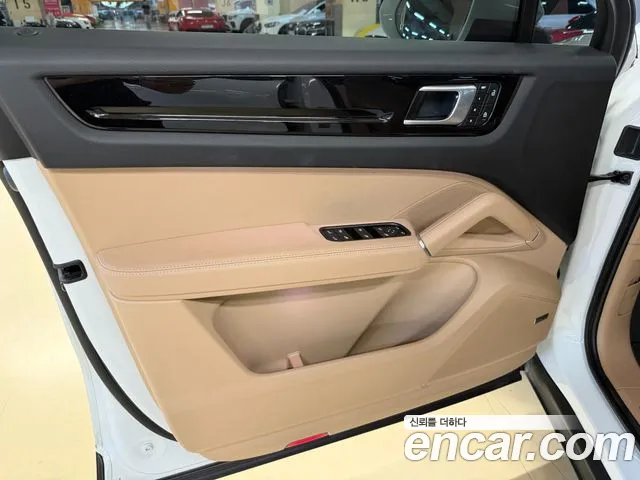 Porsche Cayenne PO536 — Фото автомобиля 16