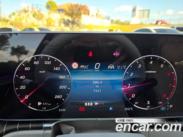Mercedes-Benz S-Class W223 — Фото автомобиля 9
