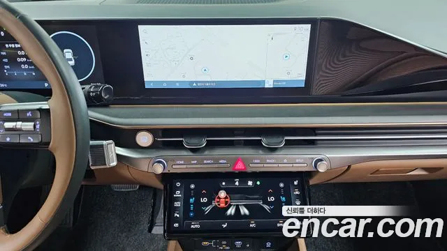 Hyundai Grandeur Grandeur (GN7) 2.5 Бензин 2WD — Фото автомобиля 15