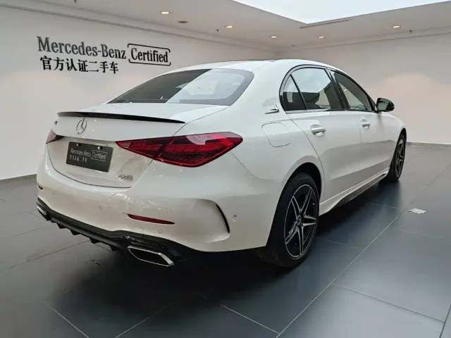 Mercedes-Benz Mercedes-Benz C-Class 2024 C 260 L Night Edition Sport — Фото автомобиля 3
