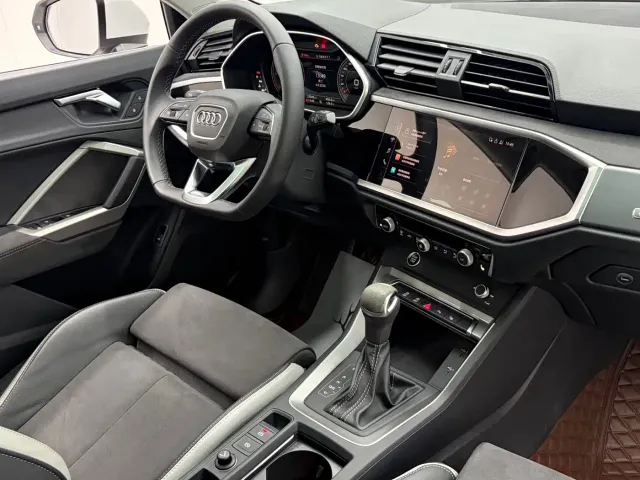 Audi Q3 — Фото автомобиля 20