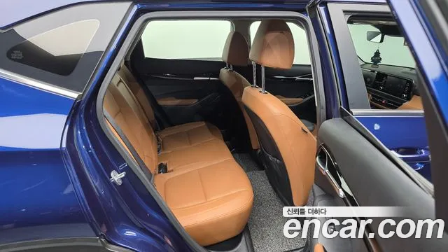 Kia Seltos Бензин 1.6 турбо 2WD — Фото автомобиля 12