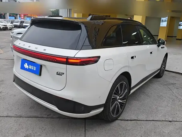 Xpeng G9 — Фото автомобиля 3
