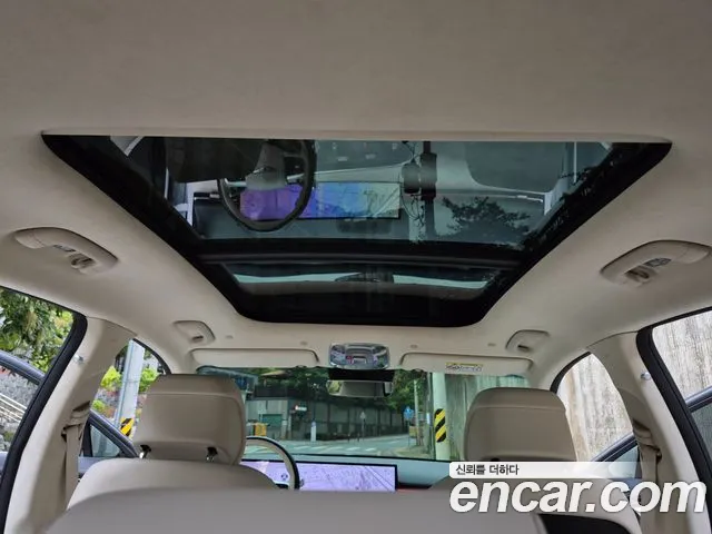 Genesis GV70 — Фото автомобиля 12