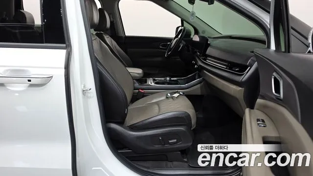 Kia Carnival 4th Gen — Фото автомобиля 16