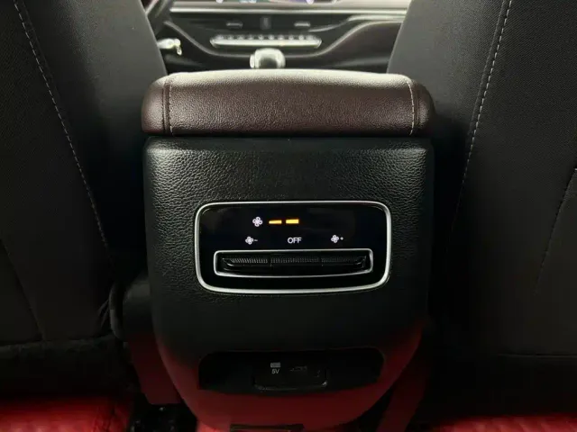 GAC Trumpchi M6 — Фото автомобиля 19