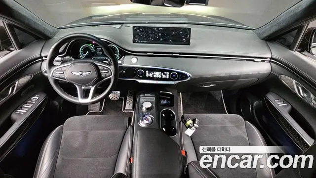 Genesis GV70 — Фото автомобиля 10