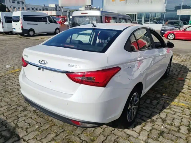 Chery Arrizo 5 — Фото автомобиля 6