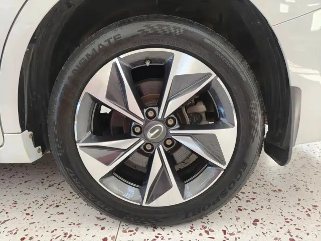 GAC Trumpchi M6 — Фото автомобиля 17
