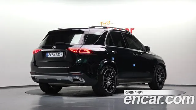 Mercedes-Benz GLE-Class — Фото автомобиля 2