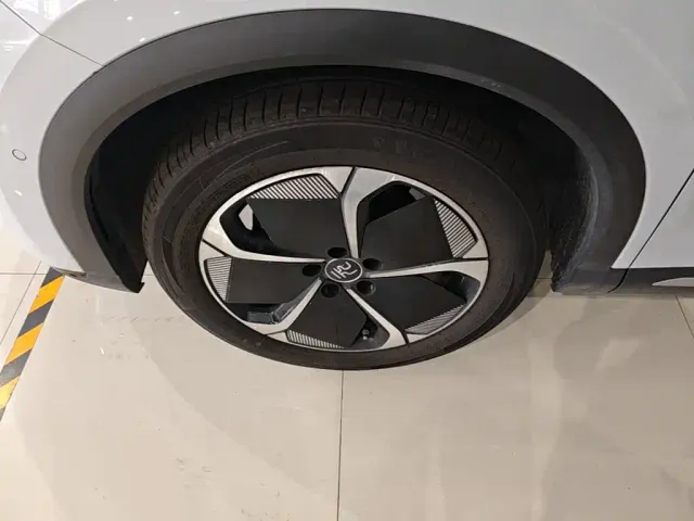 BYD Yuan PLUS — Фото автомобиля 22