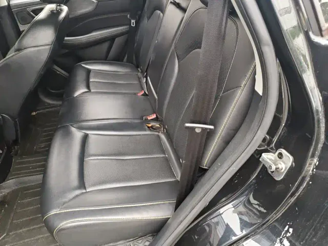Roewe RX5 — Фото автомобиля 13