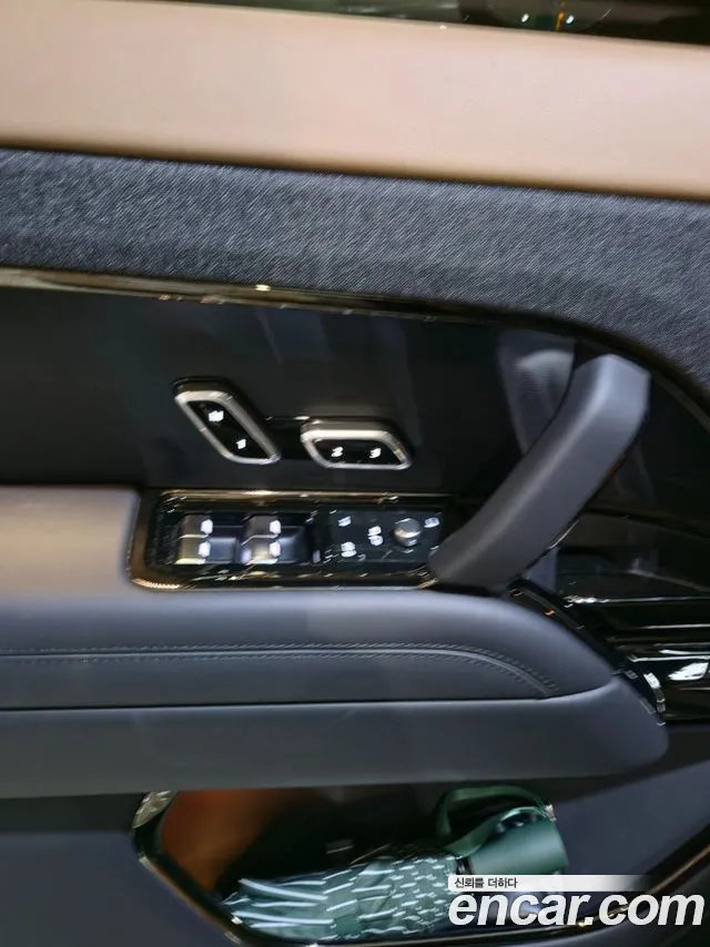 Land Rover Range Rover Sport — Фото автомобиля 14