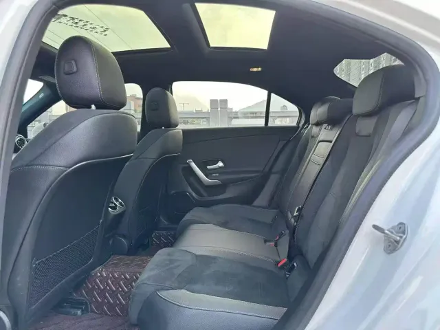 Mercedes-Benz A-Class — Фото автомобиля 6