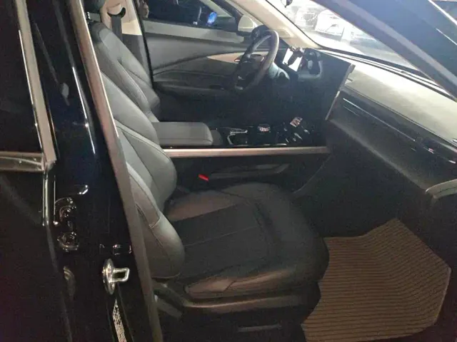 Wuling Starlight — Фото автомобиля 8