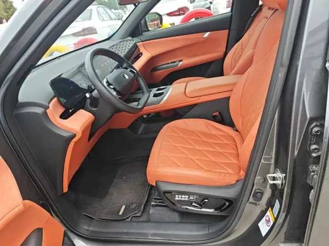 Changan CS75 Plus — Фото автомобиля 14
