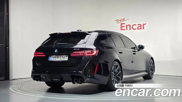 BMW M5 — Фото автомобиля 2