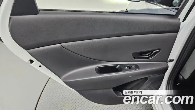 Hyundai Avante CN7 — Фото автомобиля 14