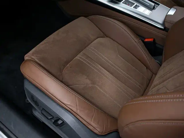 Audi A7L — Фото автомобиля 14