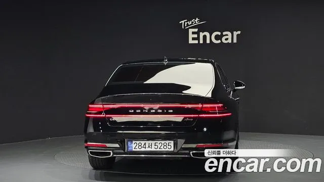 Genesis G90 Бензин 3.5 турбо AWD — Фото автомобиля 4