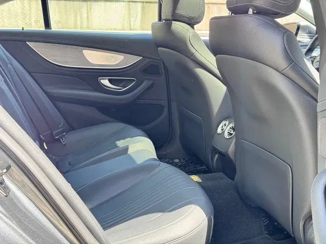 Mercedes-Benz CLS-Class — Фото автомобиля 14