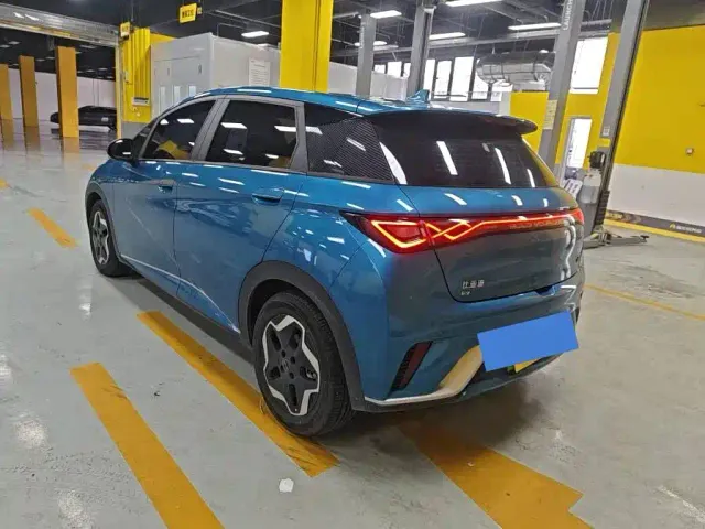 BYD Dolphin — Фото автомобиля 11