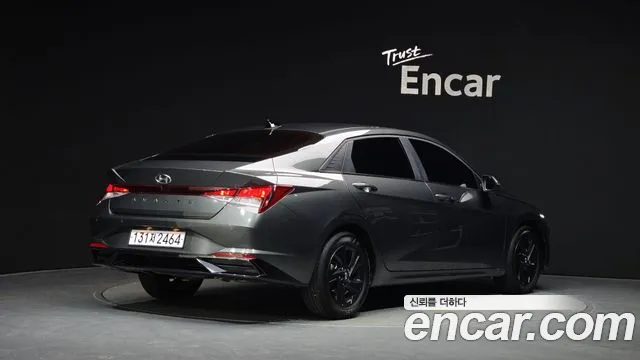 Hyundai AVANTE Avante (CN7) — Фото автомобиля 2
