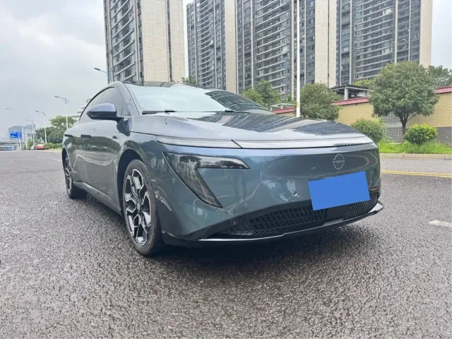 Nissan N7 — Фото автомобиля 3