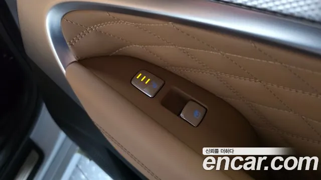 Genesis G70 — Фото автомобиля 5