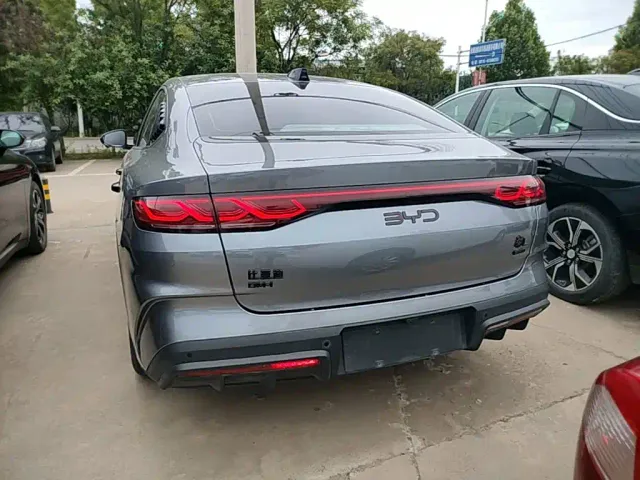 BYD Qin L — Фото автомобиля 3