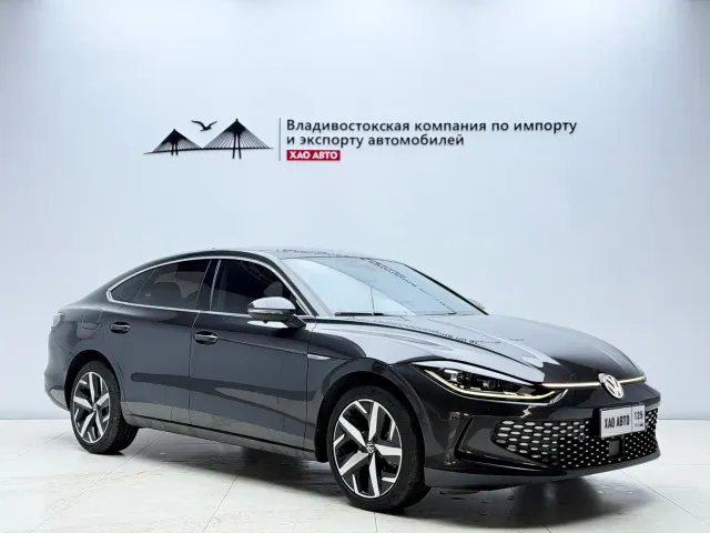 Volkswagen Lamando — Фото автомобиля 3