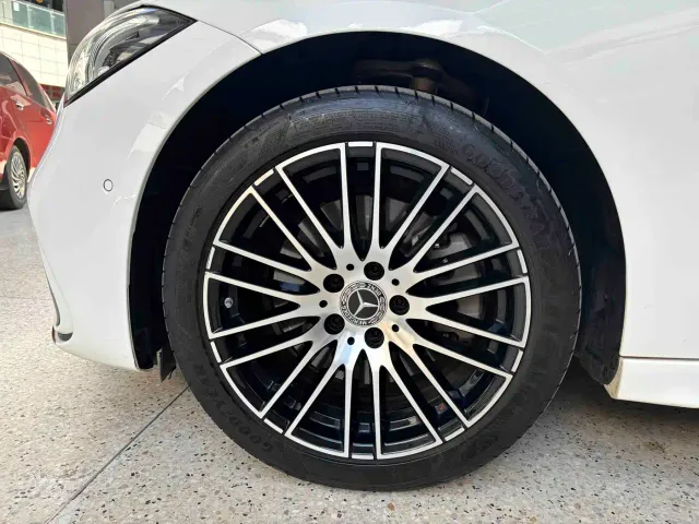 Mercedes-Benz C-Class — Фото автомобиля 25
