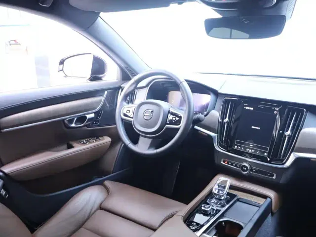 Volvo S90 — Фото автомобиля 14
