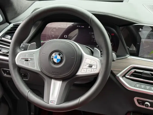 BMW X5 — Фото автомобиля 26
