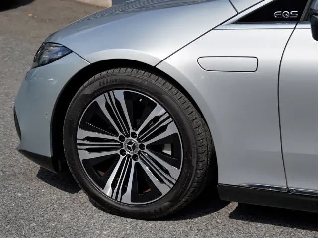 Mercedes-Benz EQS — Фото автомобиля 8