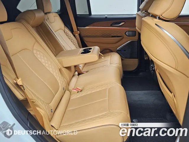 Jeep Cherokee — Фото автомобиля 12