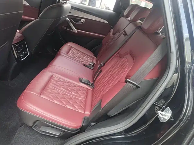 Jetour X70 Plus — Фото автомобиля 12