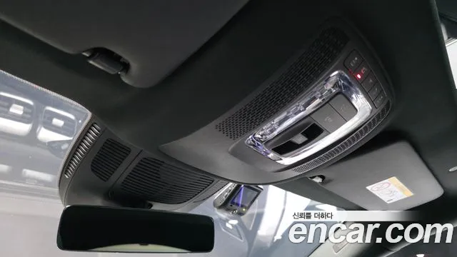 Mercedes-Benz GLE-Class — Фото автомобиля 20