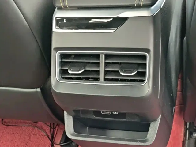 Geely Xingrui — Фото автомобиля 12