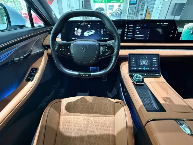 Voyah Auto VOYAH Zhuiguang 2023 4WD Flagship Edition — Фото автомобиля 9